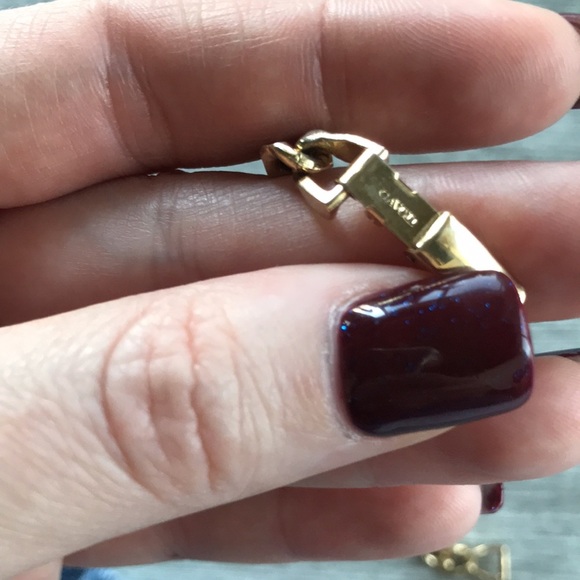 Vintage 1978 Avon Trazarra Gold Tone Dark Red Enamel Chunky Chain Bracelet 7⅞ - Picture 3 of 6